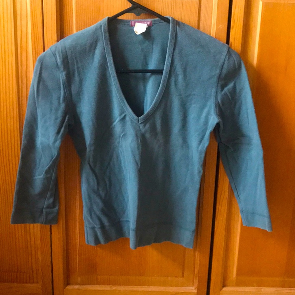 Cotton v neck shirt